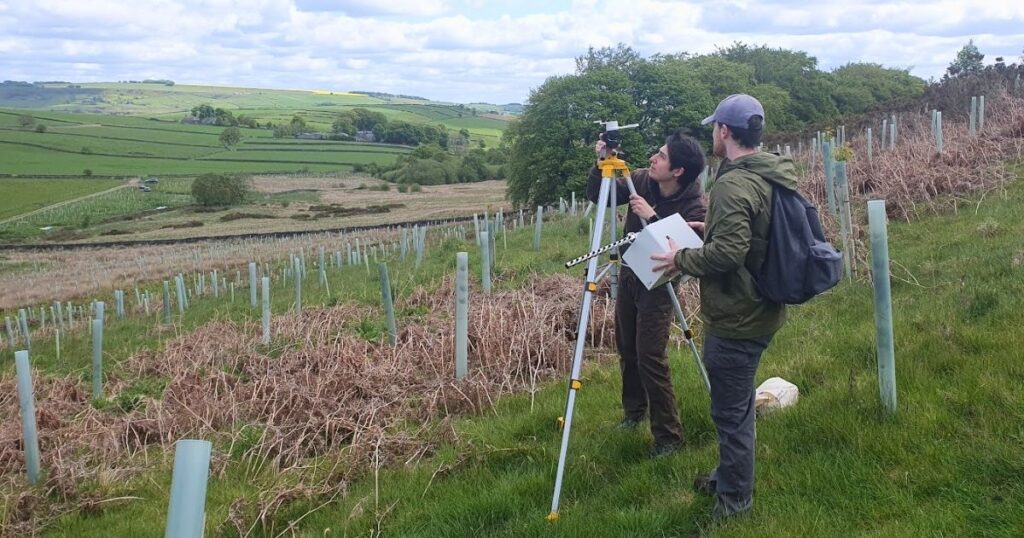 Chris-and-Michael-set-up-a-transmitter-on-a-tripod at Ughill Farm